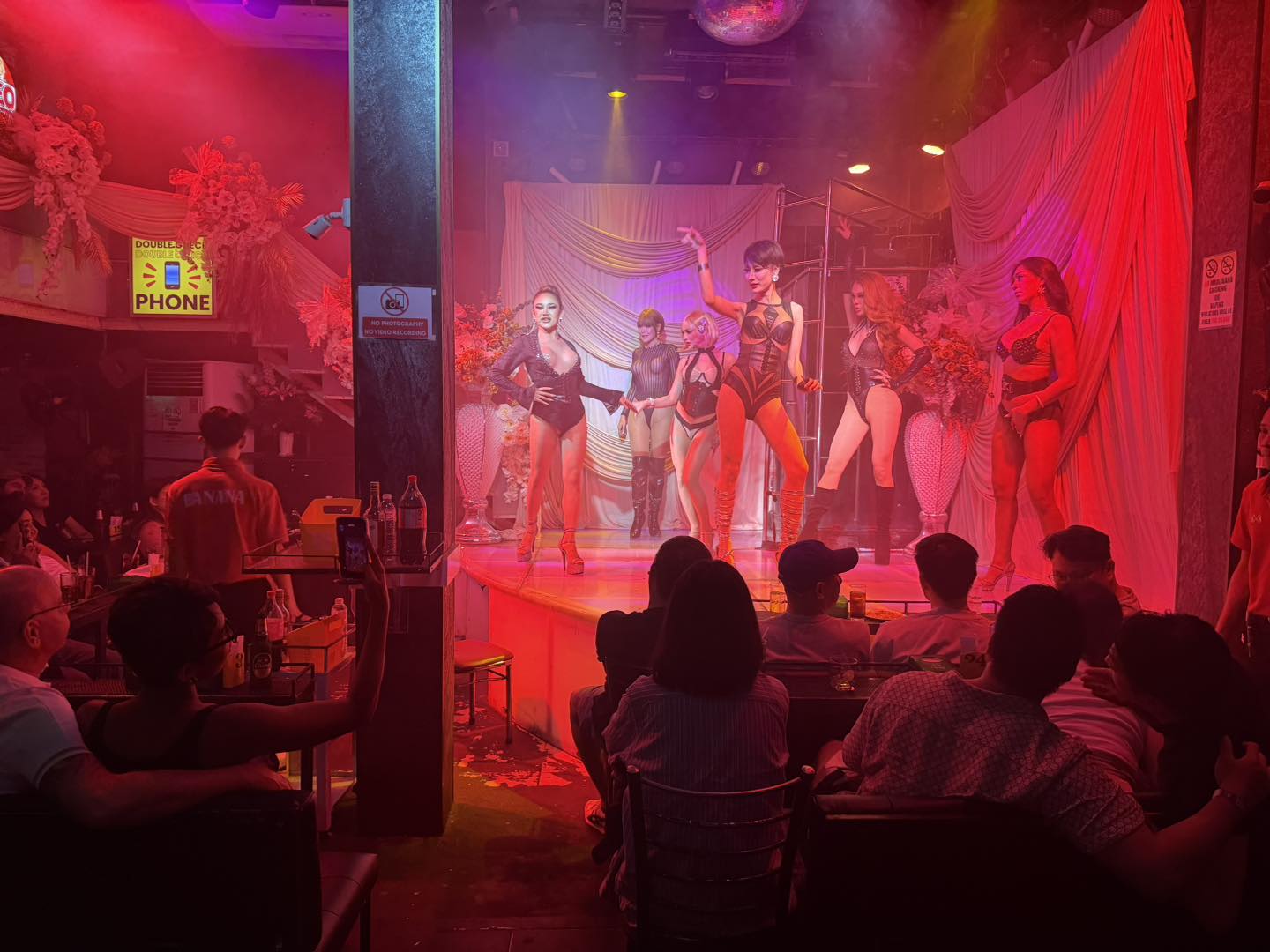660195903_1408488974411922_7230249996437092479_n Banana Room Club - Silom Soi 4, Gay Cabaret Show & Night Club