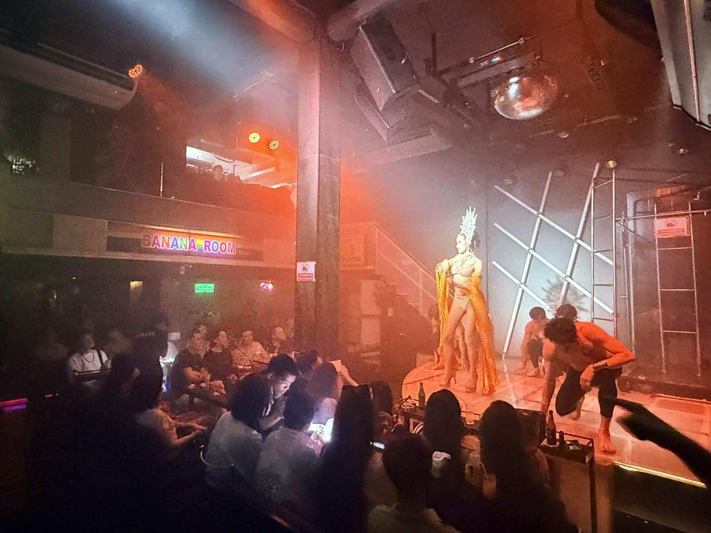 660412672_1402945841632902_5580166720357855686_n Banana Room Club - Silom Soi 4, Gay Cabaret Show & Night Club