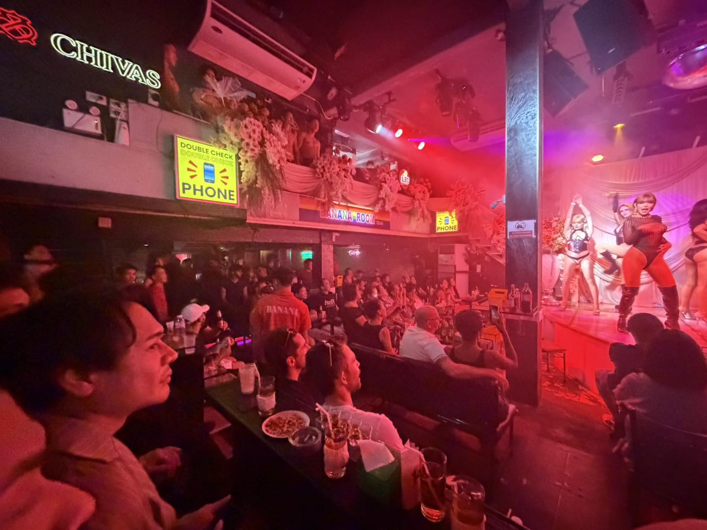 662228315_1408489071078579_1739640182364429956_n Banana Room Club - Silom Soi 4, Gay Cabaret Show & Night Club